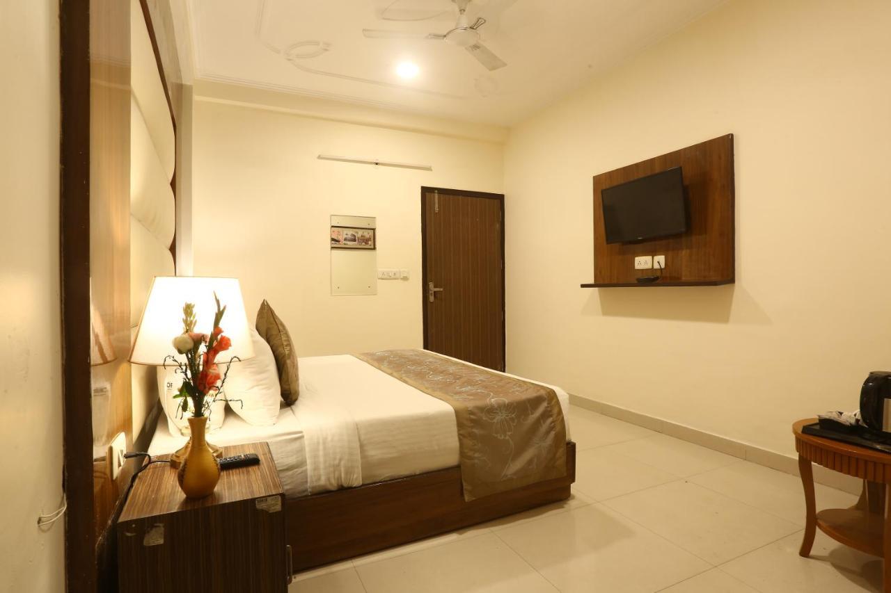 Hotel Earth Delhi  Exterior foto